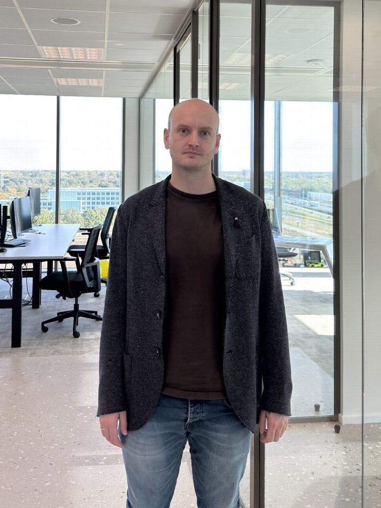 Dimitrii Nikeshin